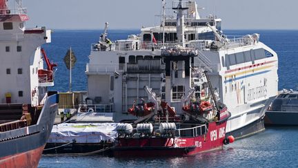 A boat from the NGO Open Arms is docked in Cyprus, in the port of Lamaca, waiting to depart for Gaza.  (IAKOVOS HATZISTAVROU / AFP)